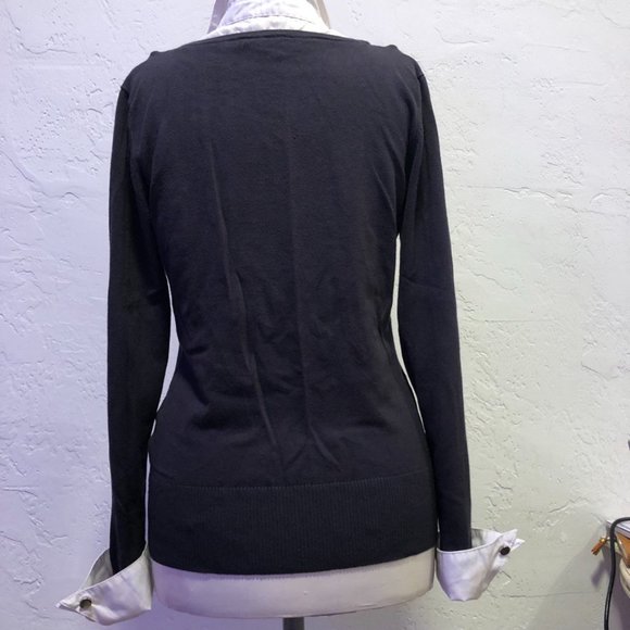 formal look sweater with white  shirt  color - Picture 4 of 6